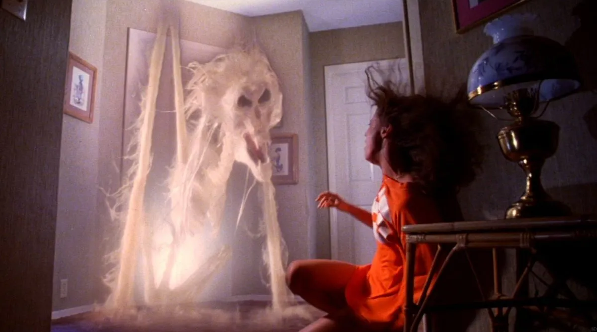 قصة فيلم Poltergeist بالتفصيل